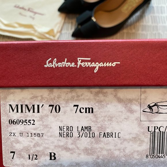 Salvatore Ferragamo Pointed Toe Pumps Mimi Heels - Picture 11 of 11